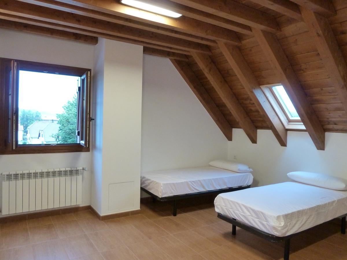 Albergue Haizea Pamplona Exteriör bild